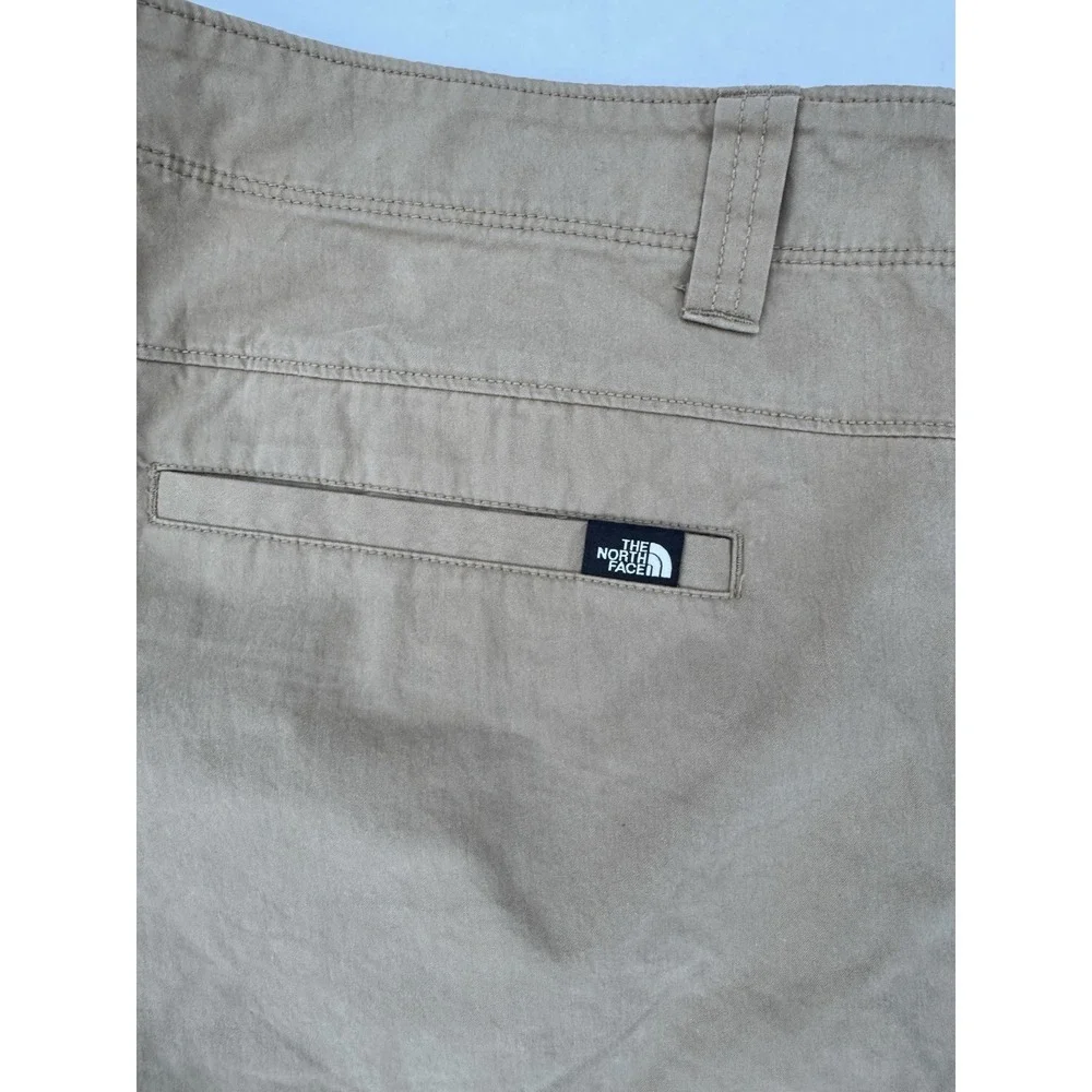 The North Face Synkros Delta Shorts Dune Beige Men's 36‎